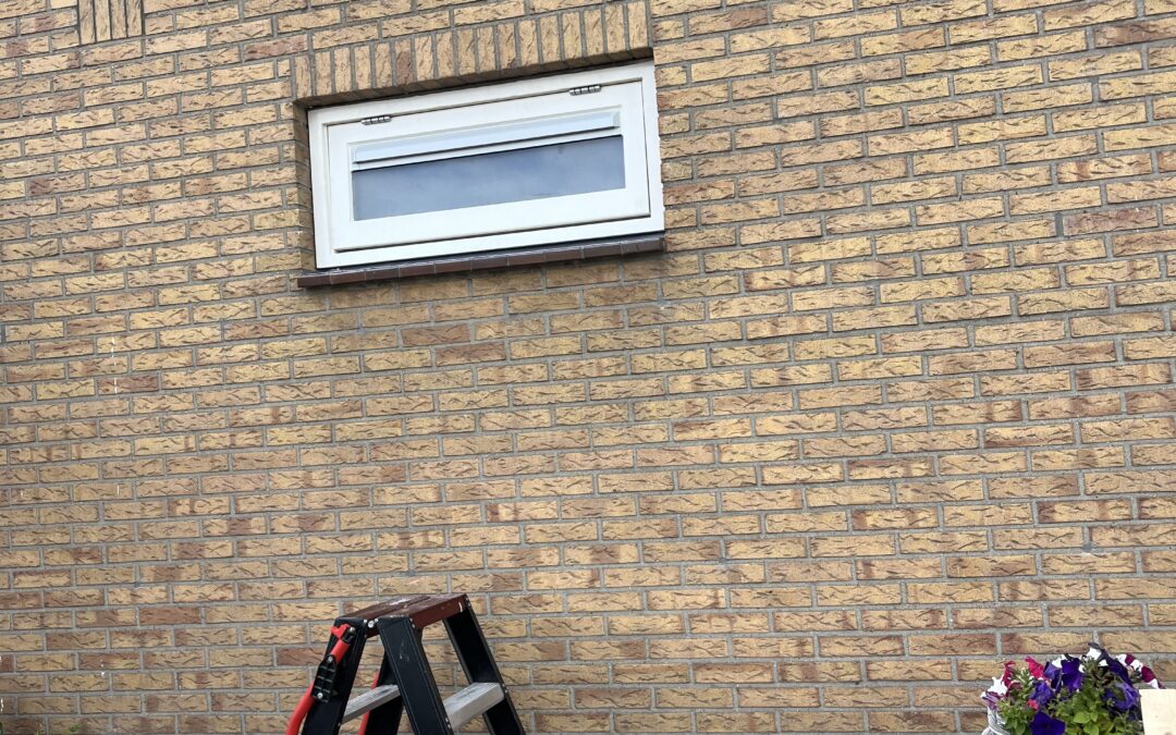 Badkamer kozijn en raam